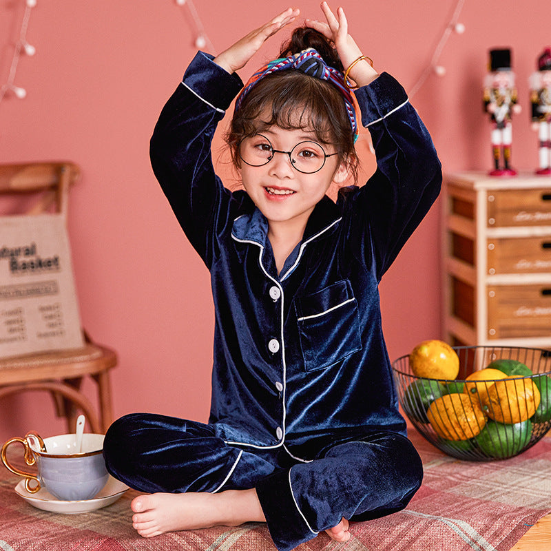 Dreamy Velours: Velour pajamas