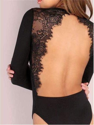 Noir en Dentelle